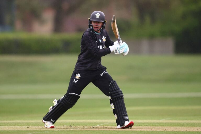 Danni Wyatt-Hodge की तूफानी शतकीय पारी, Surrey ने Warwickshire को 52 रनों से हराया