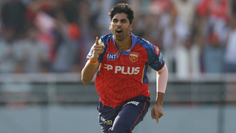 IPL 2024: पंजाब किंग्स ने जीता टॉस, सनराइजर्स हैदराबाद के खिलाफ गेंदबाजी का फैसला