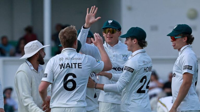 Worcestershire vs Durham: जैक होम के सामने फीके पड़े बेन स्टोक्स, डरहम पर बढ़त