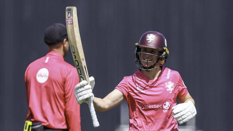Sophie Luff fifty stretches Somerset’s unbeaten start – सोफी लफ के अर्धशतक से समरसेट का विजय अभियान जारी, यॉर्कशायर को 39 रनों से हराया