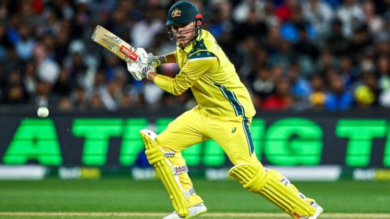Australia bring in Connolly for Sangha and bat in decider – ऑस्ट्रेलिया ने संगा की जगह कॉनली को शामिल किया और निर्णायक मुकाबले में बल्लेबाजी चुनी: पाकिस्तान के खिलाफ तीसरे वनडे में टॉस का फैसला