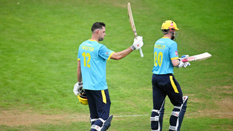 Webster’s maiden T20 ton ends Warwickshire’s winless Blast run: वॉरविकशायर की शानदार जीत